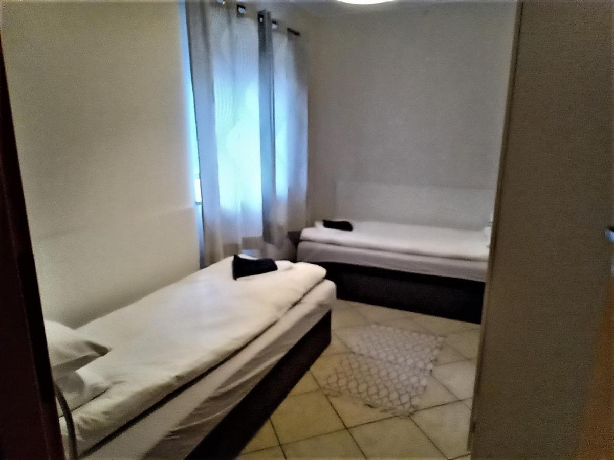 Villa Niedzwiady Male 14 B Ślesin Exterior foto